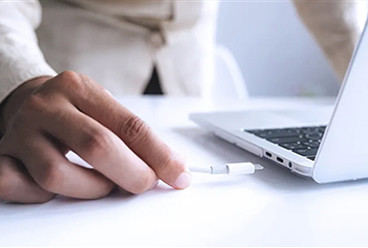 Laatste bedrijfscasus over USB-c Mobiele Apparaten die PoE Oplossing laden